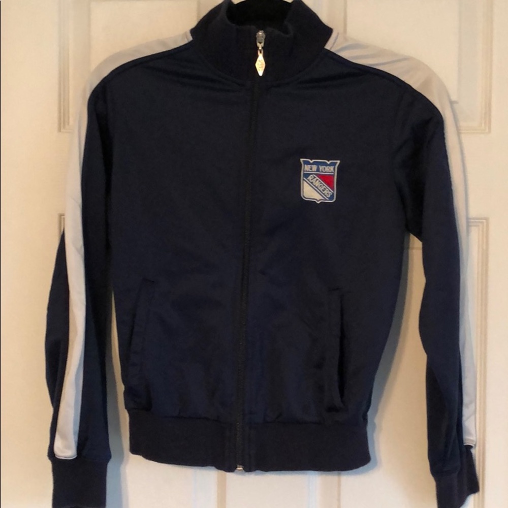 Zip up